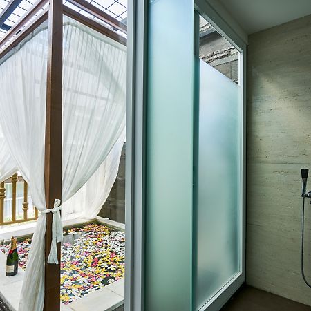 The Crystal Luxury Bay Resort Nusa Dua Nusa Dua  Exteriör bild