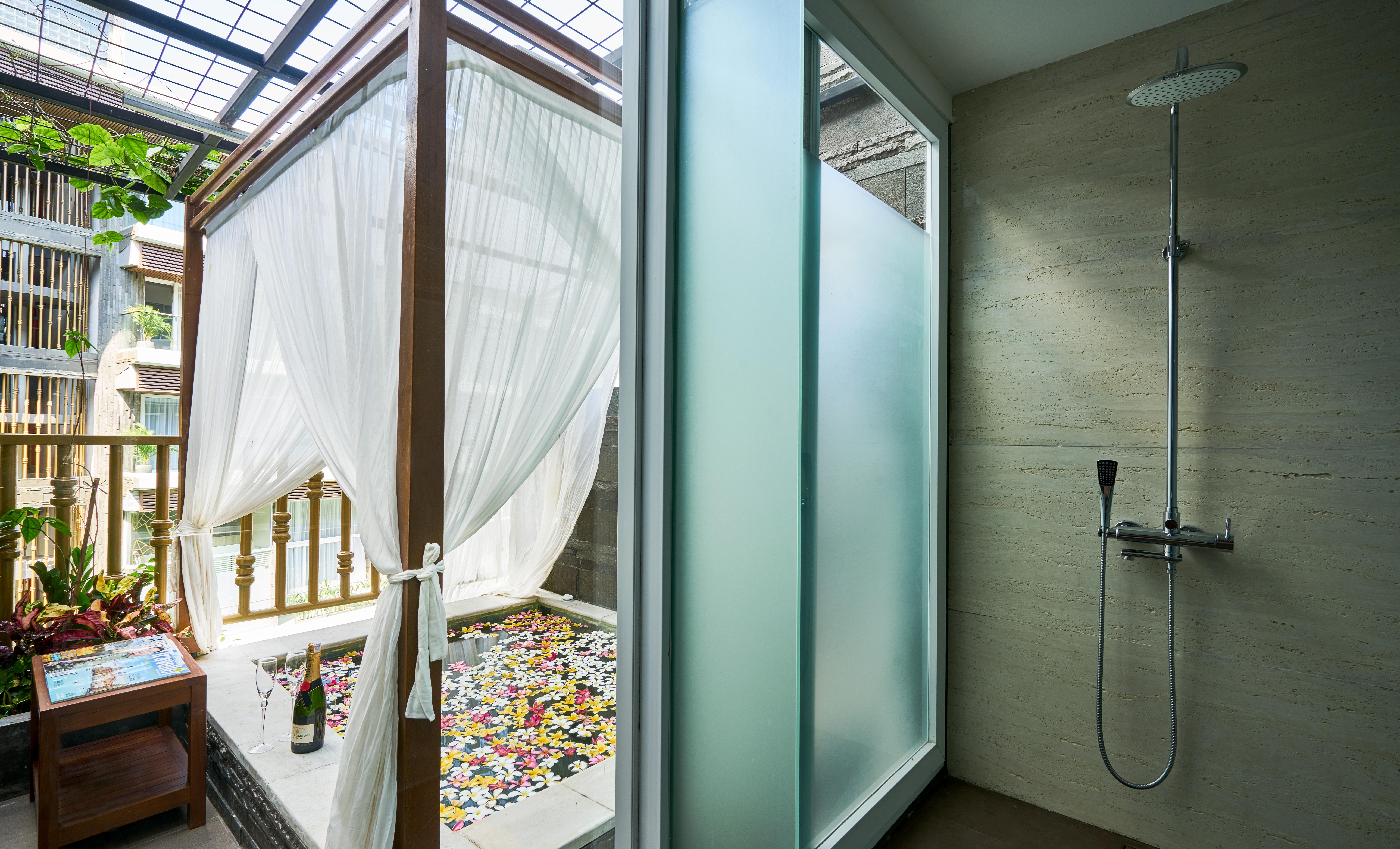 The Crystal Luxury Bay Resort Nusa Dua Nusa Dua  Exteriör bild